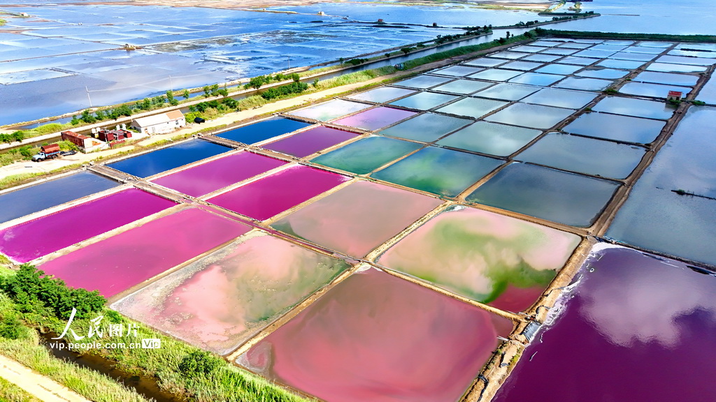 秋日鹽田&ldquo;彩云飄&rdquo;