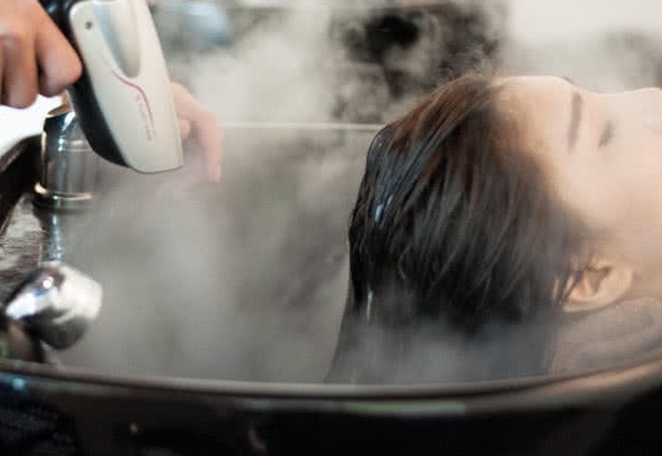 洗頭時(shí)5個(gè)習(xí)慣，頭發(fā)會(huì)越來(lái)越少！你有中招嗎