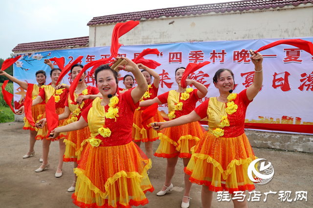 正陽(yáng)縣：“四季村晚”好精彩 鄉(xiāng)村生活嗨起來