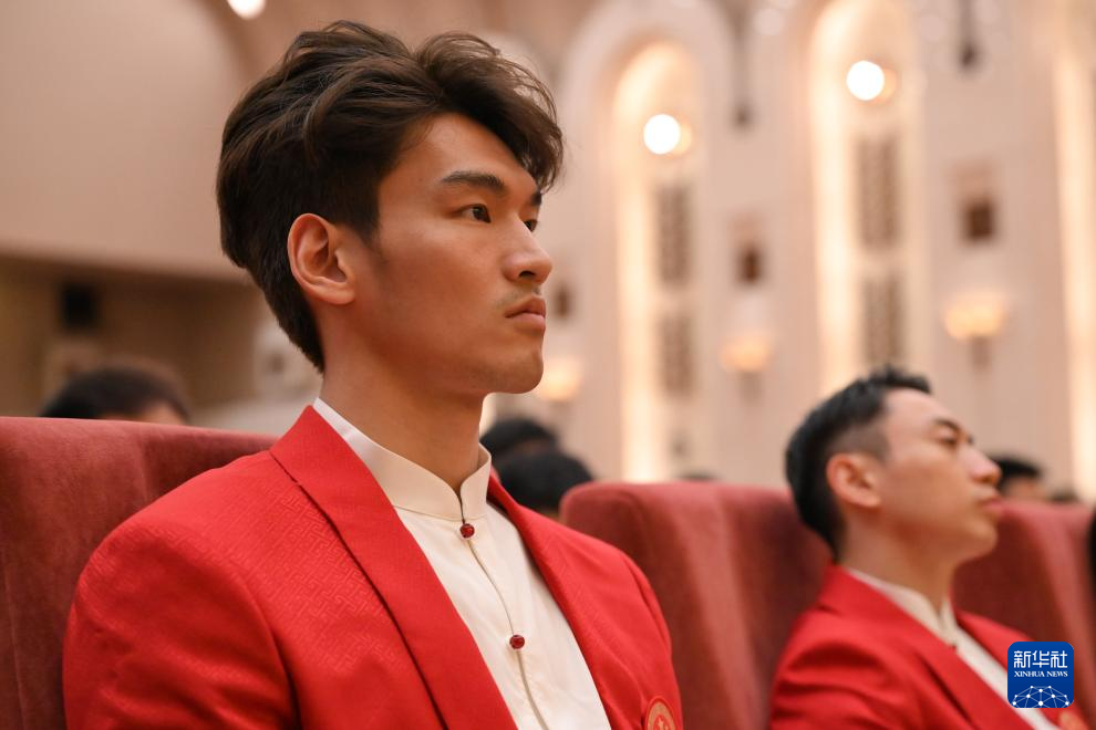 第33屆夏季奧運(yùn)會中國體育代表團(tuán)總結(jié)大會在京舉行