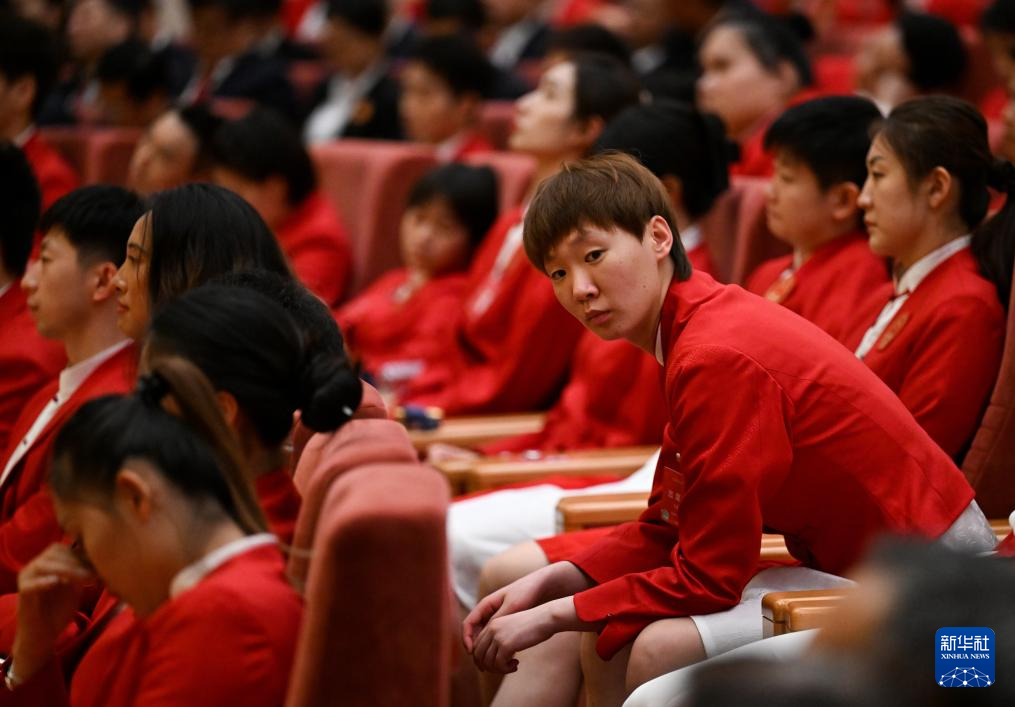 第33屆夏季奧運(yùn)會中國體育代表團(tuán)總結(jié)大會在京舉行