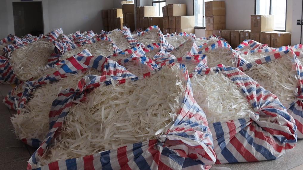 “月薪兩萬塊打不起羽毛球”？——羽毛球集體漲價(jià)的背后