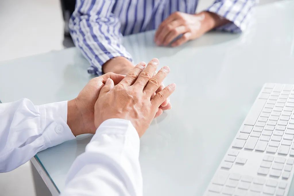 皮膚出現(xiàn)這幾個(gè)異常，建議去查查血！