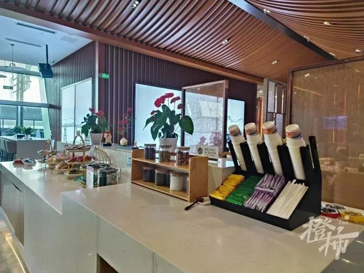 29元坐高鐵商務座免費吃40元盒飯？12306：確有此事