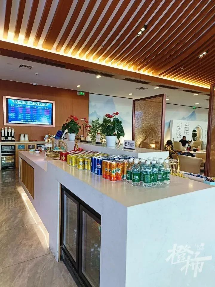 29元坐高鐵商務座免費吃40元盒飯？12306：確有此事