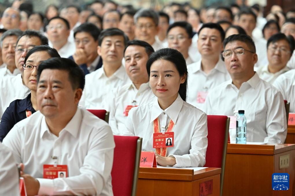 慶祝第40個(gè)教師節(jié)暨全國(guó)教育系統(tǒng)先進(jìn)集體和先進(jìn)個(gè)人表彰活動(dòng)在京舉行