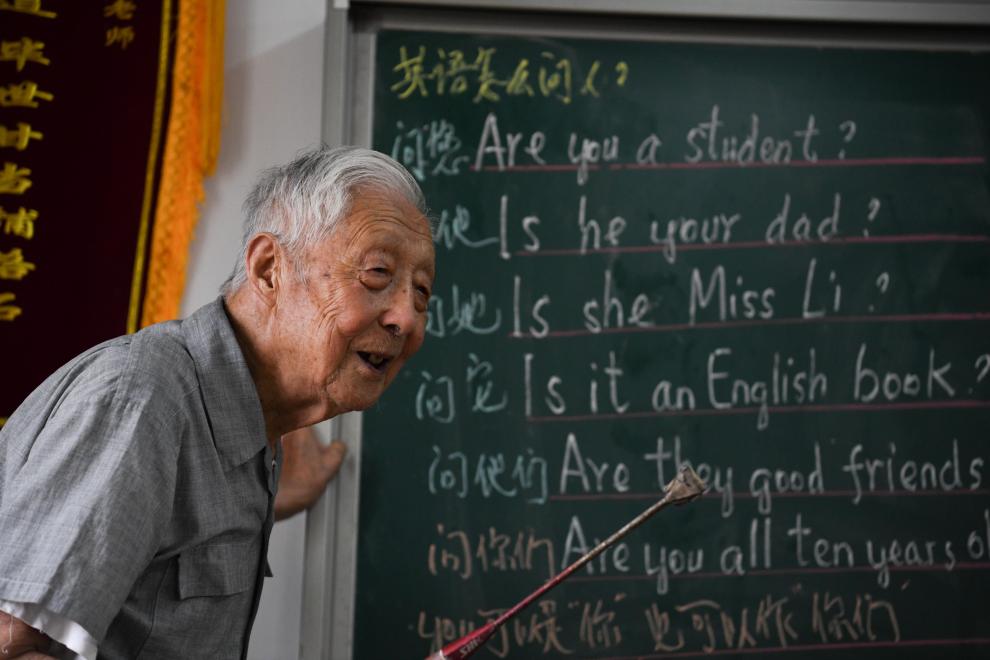 “螢火蟲”之光，照亮這間“陋室講堂”
