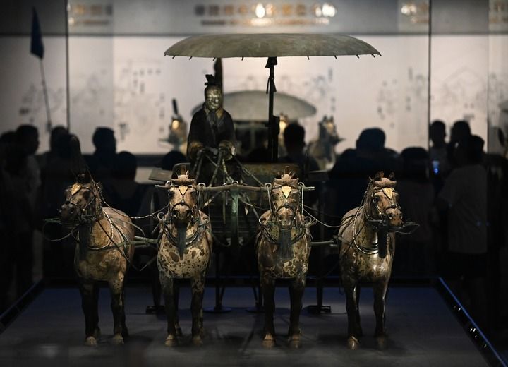 呵護文化瑰寶 探尋文明歷史——寫在秦始皇帝陵兵馬俑考古發(fā)現50周年之際