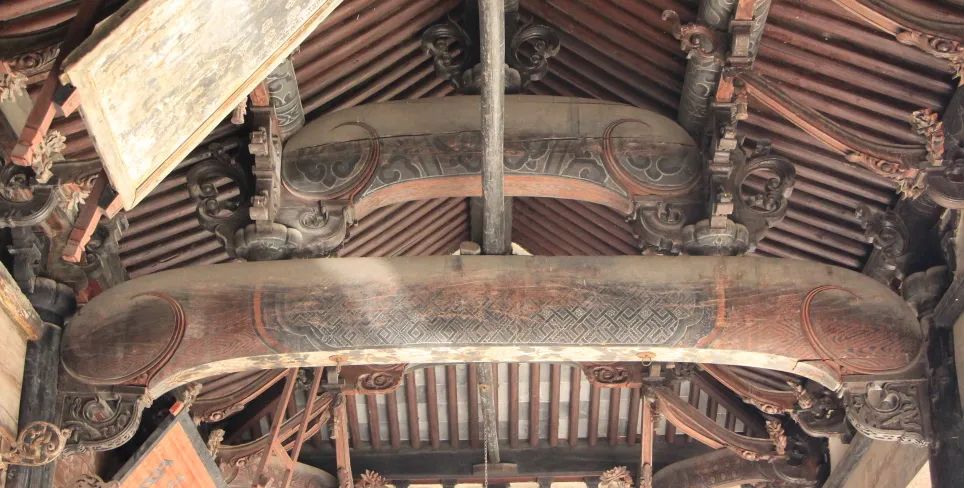 老祖宗懂技術(shù)又懂審美，木構(gòu)古建上的一輪“新月”