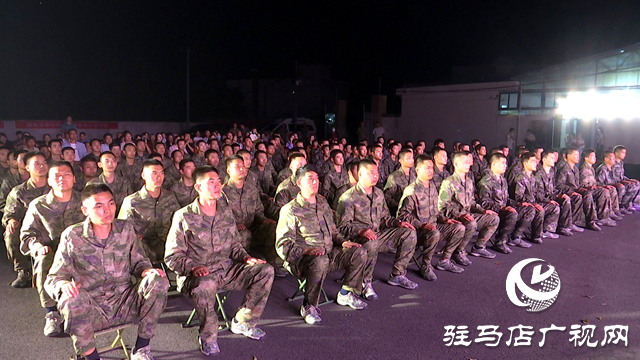 正陽縣：軍民聯歡送新兵 雙擁匯演顯真情