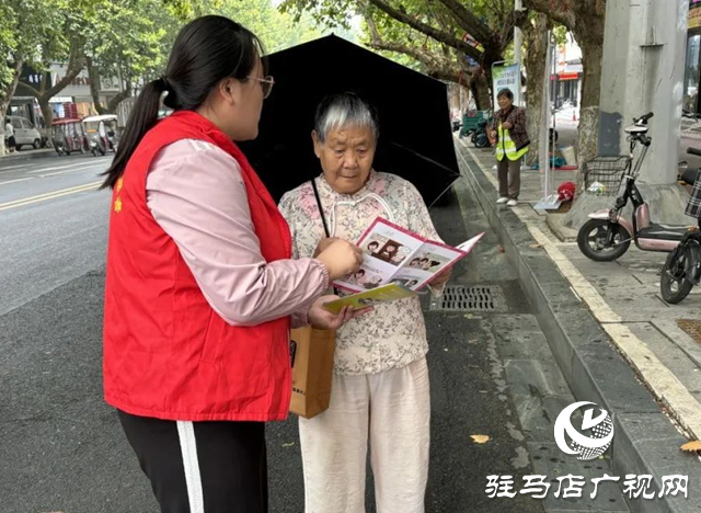 西平縣婦聯(lián)開展全民國防教育月普法宣傳活動(dòng)