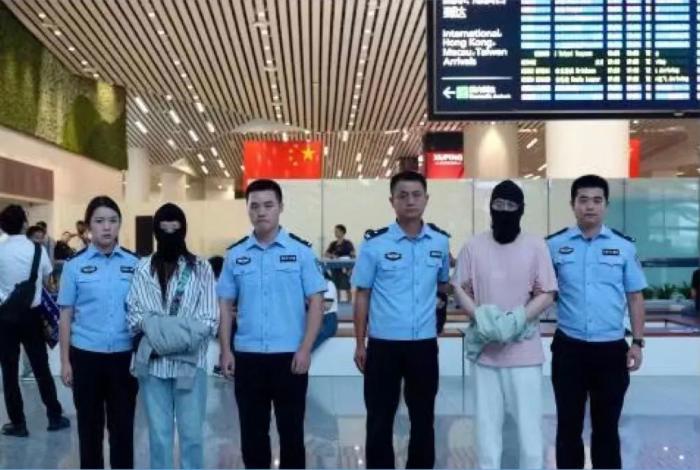 涉案2.85億、潛逃境外5年 2名特大網(wǎng)絡(luò)賭博案逃犯被勸投