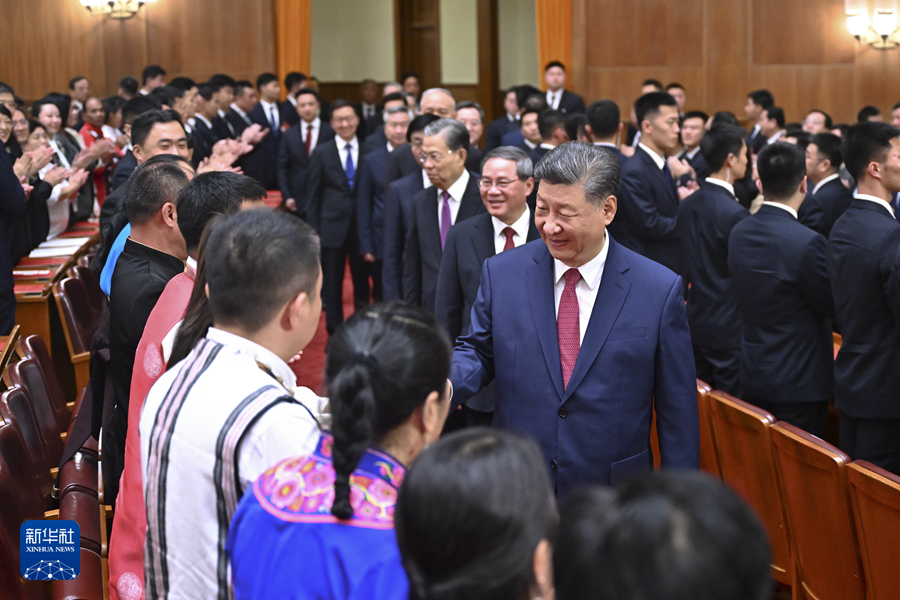 慶祝中華人民共和國成立75周年音樂會(huì)在京舉行