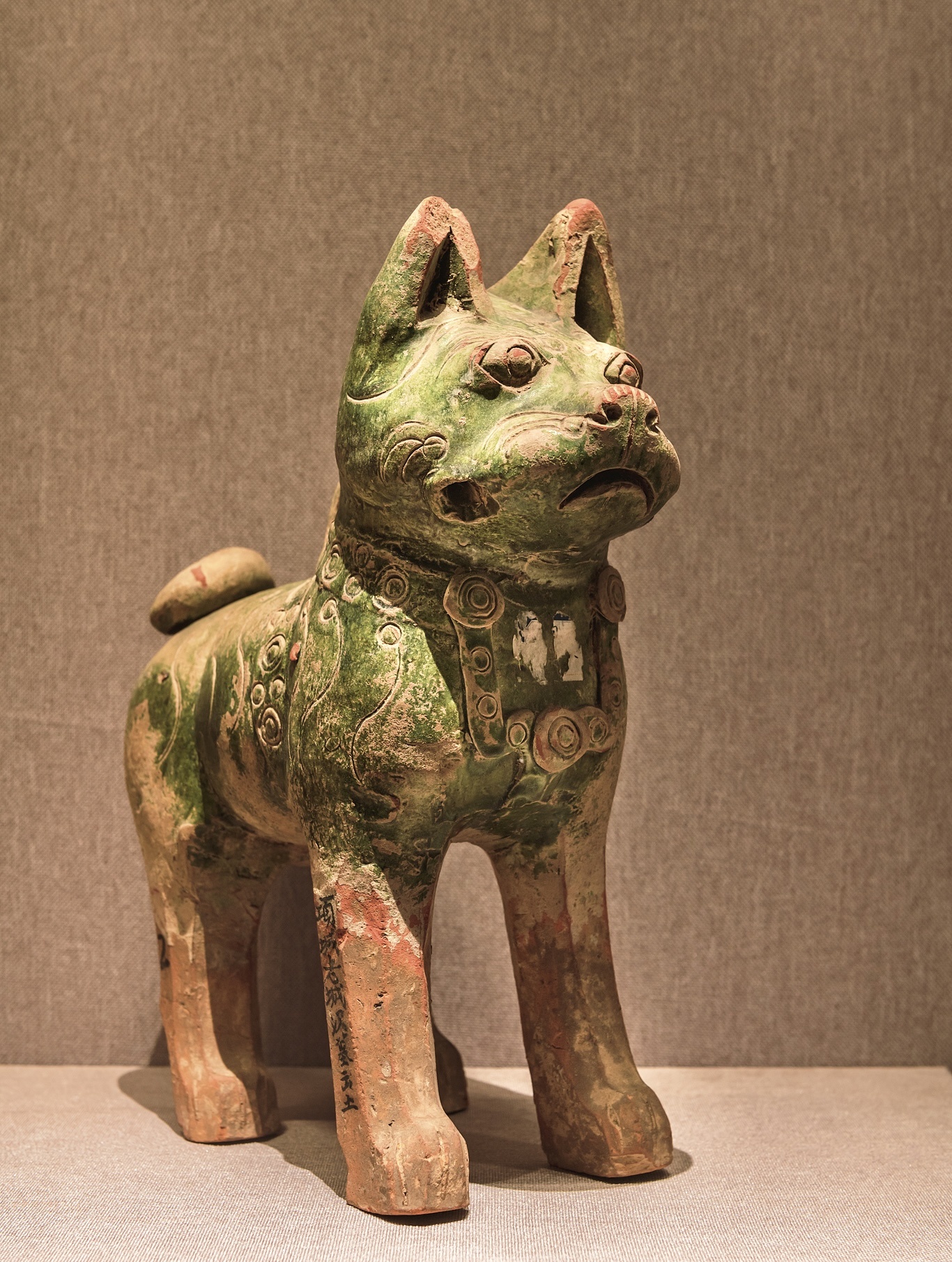 在河南博物館，古人申請(qǐng)和你交換一張小狗照片