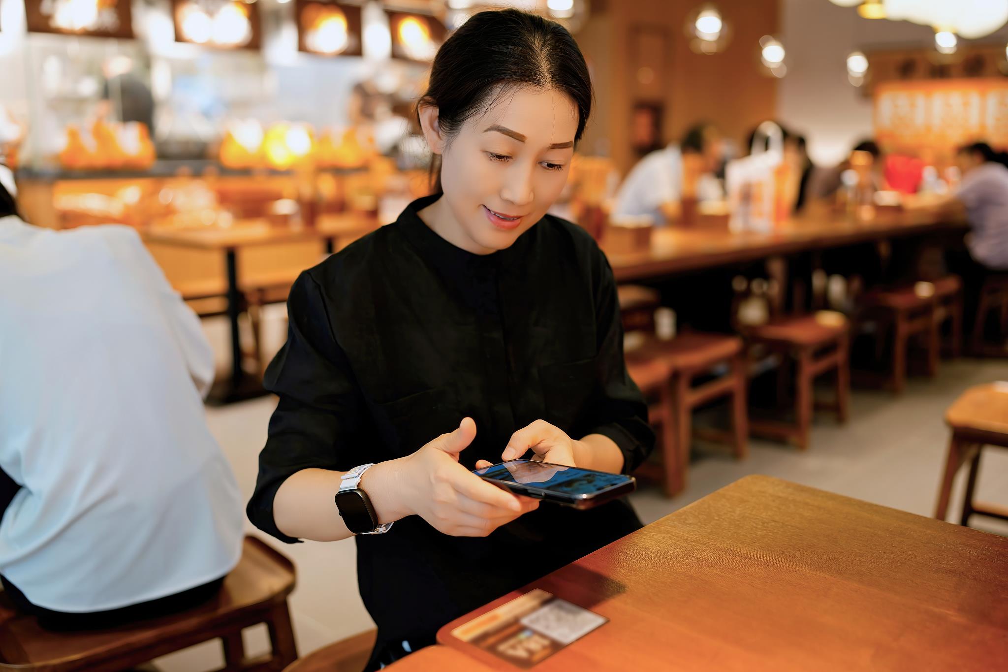 不掃碼不能點單付款？法院：過度搜集個人信息涉及侵權(quán)！