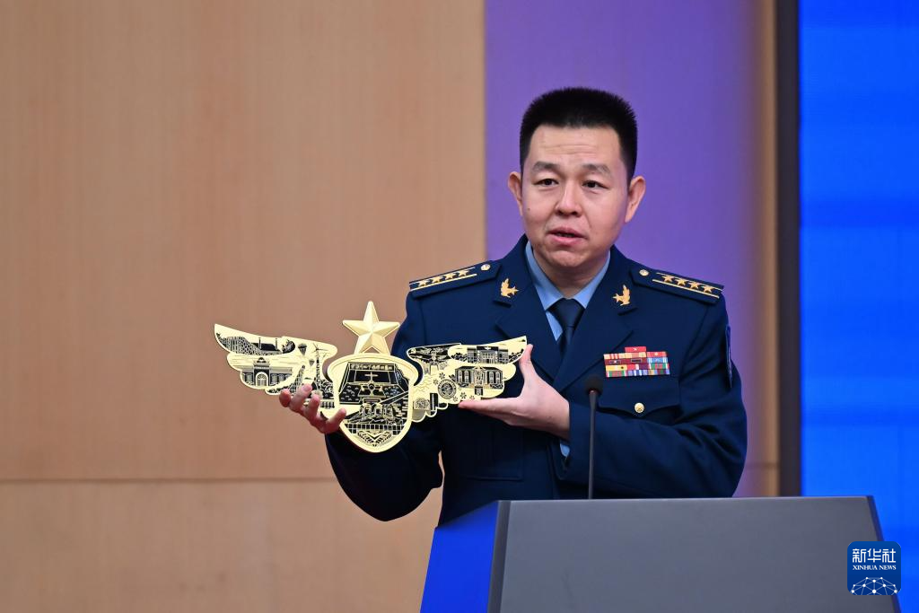 中國空軍殲-35A、紅-19等新型裝備將首次公開亮相