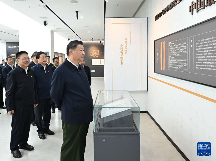 習(xí)近平在湖北考察時強(qiáng)調(diào) 鼓足干勁奮發(fā)進(jìn)取 久久為功善作善成 奮力譜寫中國式現(xiàn)代化湖北篇章