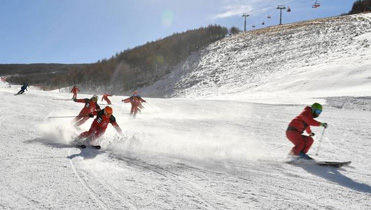 推動冰雪“冷資源” 釋放更多消費(fèi)“熱活力”