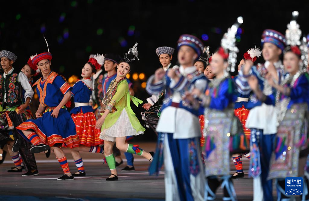 第十二屆全國少數(shù)民族傳統(tǒng)體育運(yùn)動(dòng)會(huì)閉幕式舉行