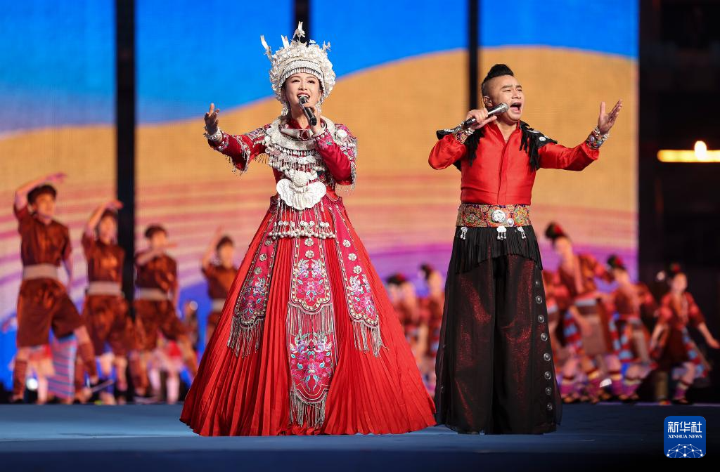 第十二屆全國少數(shù)民族傳統(tǒng)體育運(yùn)動(dòng)會(huì)閉幕式舉行