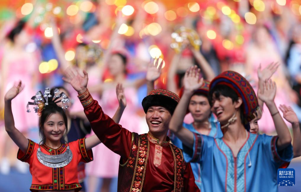第十二屆全國少數(shù)民族傳統(tǒng)體育運(yùn)動(dòng)會(huì)閉幕式舉行
