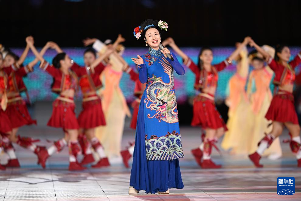 第十二屆全國少數(shù)民族傳統(tǒng)體育運(yùn)動(dòng)會(huì)閉幕式舉行
