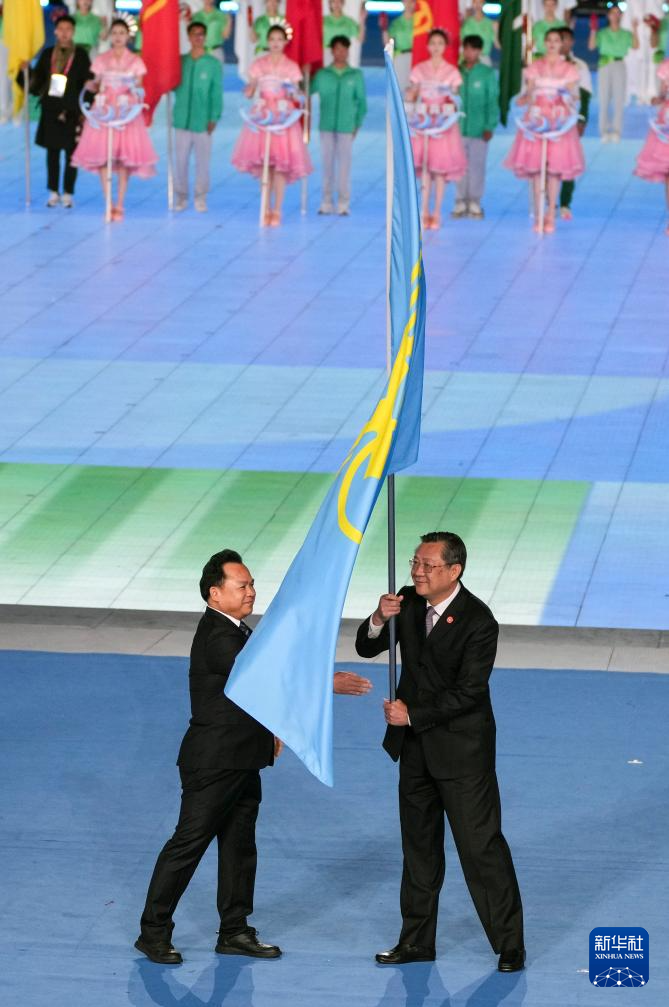 第十二屆全國少數(shù)民族傳統(tǒng)體育運(yùn)動(dòng)會(huì)閉幕式舉行