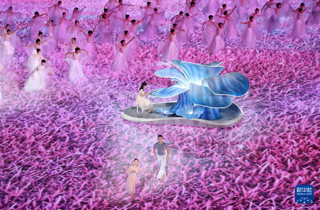 第十二屆全國少數(shù)民族傳統(tǒng)體育運(yùn)動(dòng)會(huì)閉幕式舉行