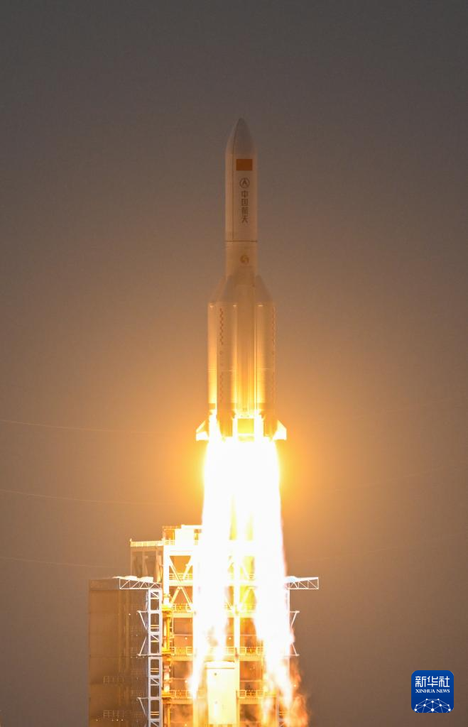 我國(guó)成功發(fā)射衛(wèi)星互聯(lián)網(wǎng)低軌衛(wèi)星