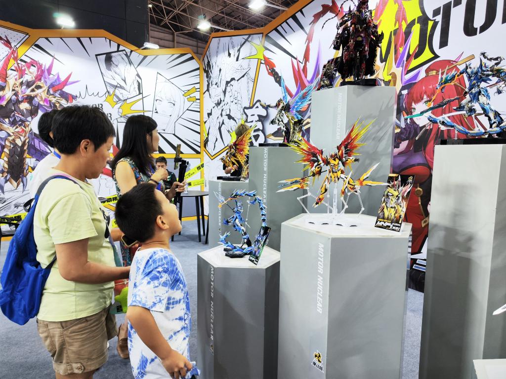 中國經(jīng)濟樣本觀察·“鎮(zhèn)”了不起｜買玩具？到這里！“玩”出來的百億元“情緒產(chǎn)業(yè)”