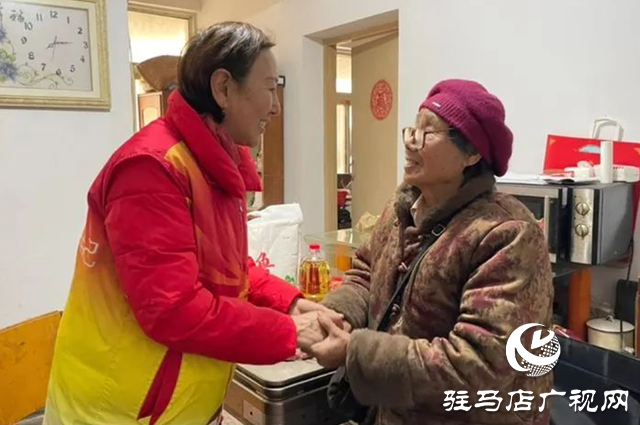 駐馬店市天中義工聯合會開展“喜迎新春送溫暖”活動