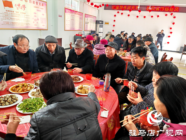 平輿縣辛店鄉(xiāng)韓坡村：鬧元宵與樹(shù)新風(fēng)共綻元宵佳節(jié)