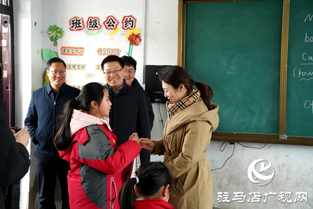山東大學(xué)團(tuán)委赴確山縣開展鄉(xiāng)村振興定點(diǎn)幫扶交流活動
