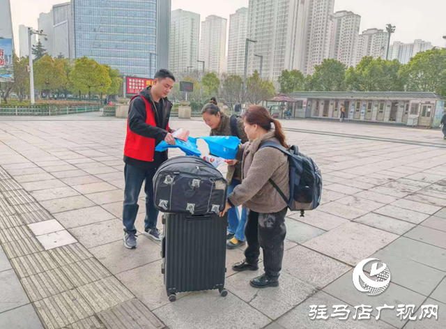 駐馬店市城鄉(xiāng)一體化示范區(qū)綜合執(zhí)法大隊(duì)開展國際消費(fèi)者權(quán)益日宣傳活動(dòng)