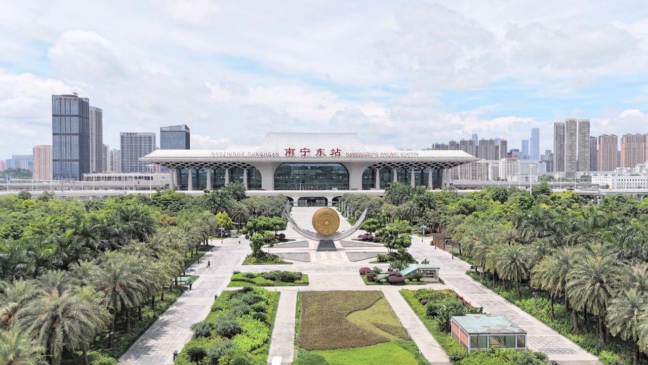 春意漸濃，這條高鐵沿線的寶藏城市“藏不住”了！