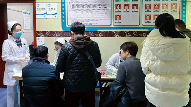送醫(yī)送暖，共筑肝膽健康防線——駐馬店市中醫(yī)院開展愛肝日義診活動