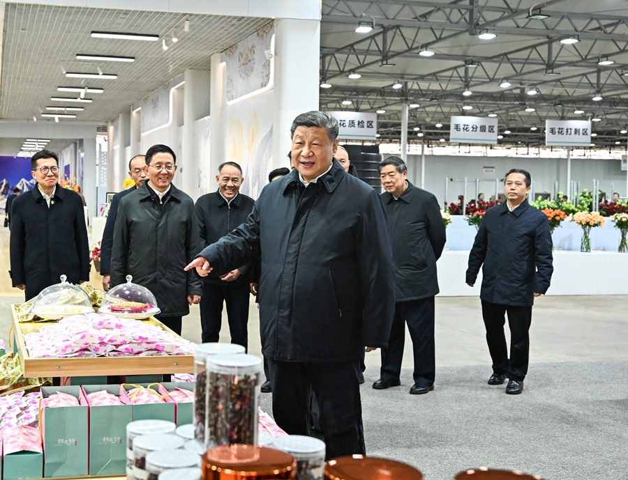 習近平在云南考察
