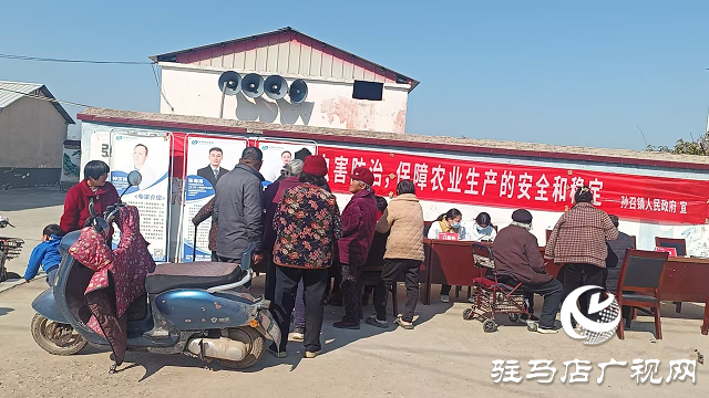 新蔡縣孫召鎮(zhèn)：愛(ài)心義診進(jìn)鄉(xiāng)村 健康體檢暖民心