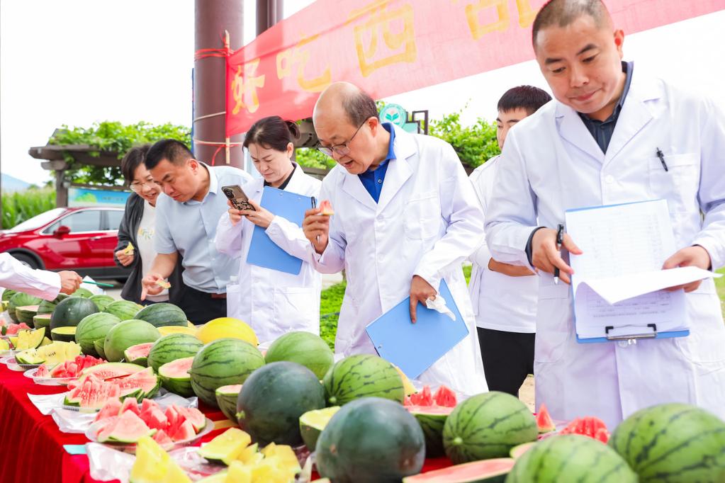 中國人的“吃瓜自由”，底氣越來越足