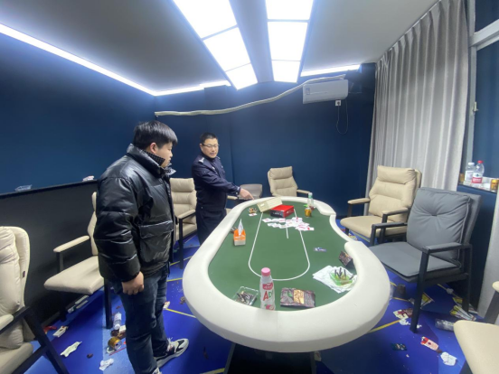 示范區(qū)公安分局對轄區(qū)場所開展安全檢查