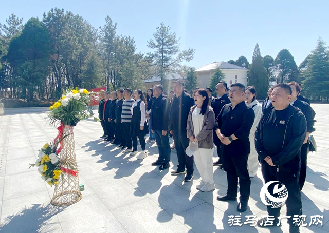 駐馬店廣播電視臺(tái)開(kāi)展 “不忘來(lái)時(shí)路 奮進(jìn)新征程” 主題黨日活動(dòng)