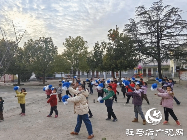 駐馬店職業(yè)技術(shù)學院教師教育學院開展美育浸潤下鄉(xiāng)支教活動