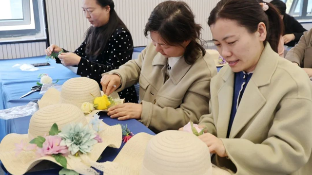 駐馬店市中心醫(yī)院開展“跟黨奮進新征程，巾幗建功新時代”繽紛三月系列活動
