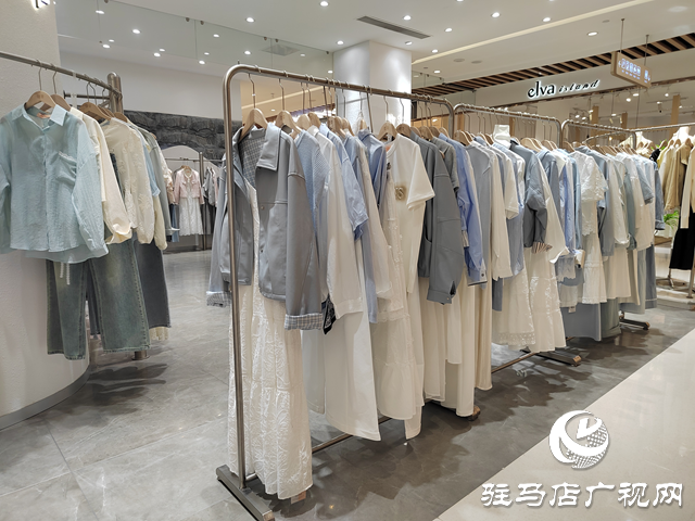 駐馬店：氣溫攀升催熱清涼經(jīng)濟(jì) 夏裝搶“鮮”上市掀消費熱潮