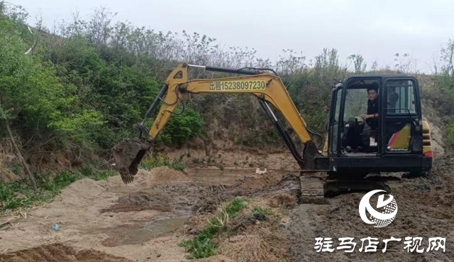 泌陽縣下碑寺鄉(xiāng)：聚力抗旱 為小麥“解渴”護豐收