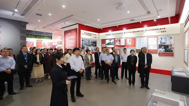 以案為鑒 警鐘長鳴——駐馬店市中心醫(yī)院組織參觀市廉政文化教育中心