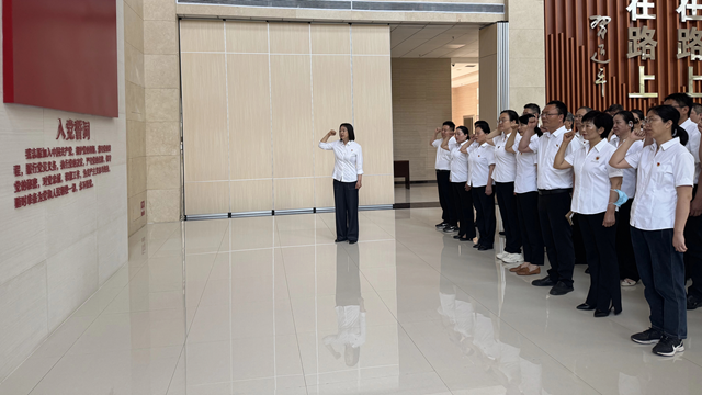 以案為鑒，廉潔在心——駐馬店市中醫(yī)院參觀市廉政文化教育中心