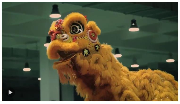 從習(xí)主席署名文章看大國外交 | 走近馬來舞獅少年，感受“切水不斷”世代情誼
