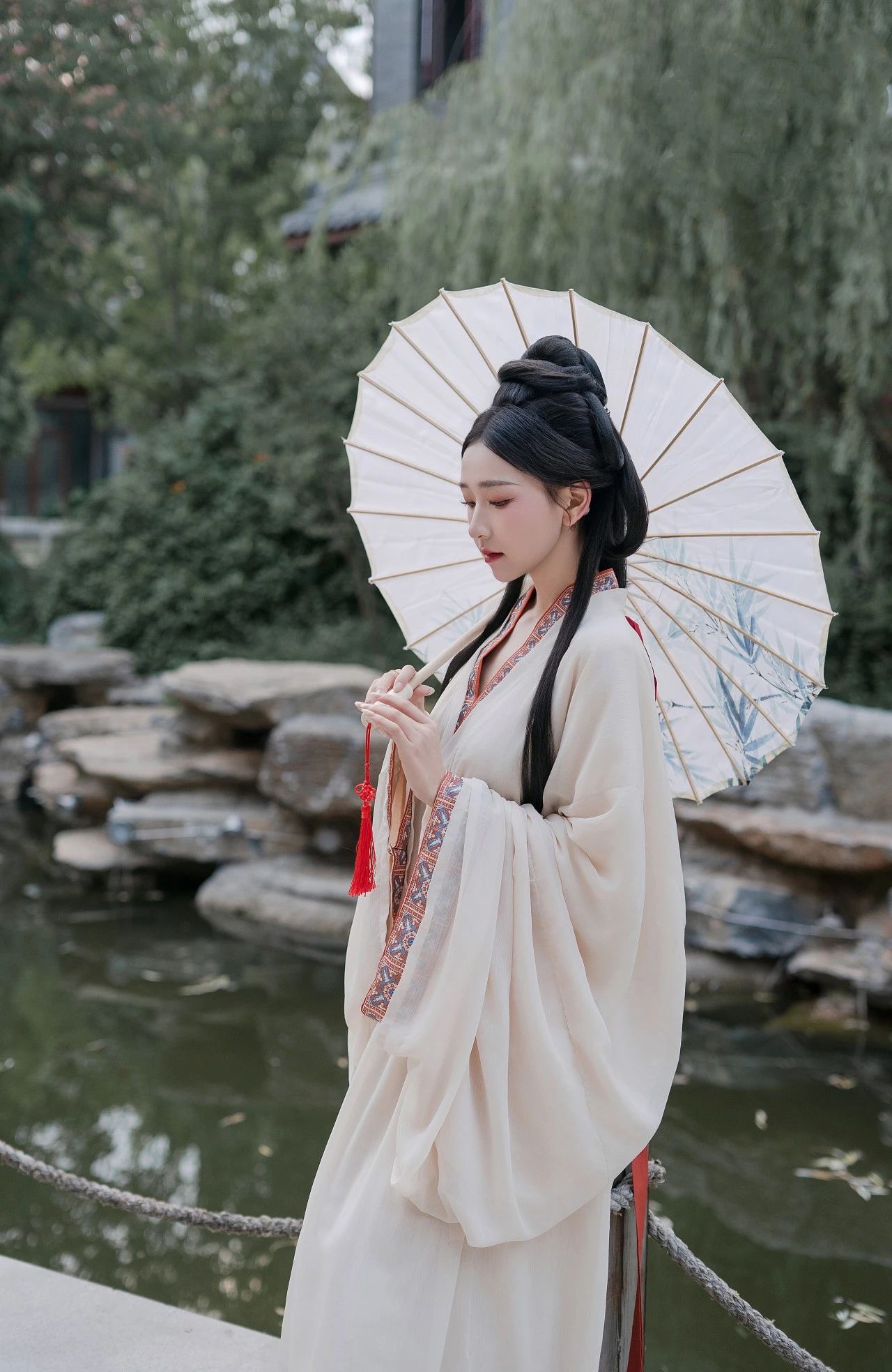 皇家驛站線上抖音挑戰(zhàn)賽 → 拍視頻，贏大獎！