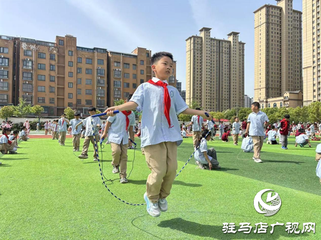  金雀路小學(xué)：跳繩運動 課間的一道風(fēng)景線
